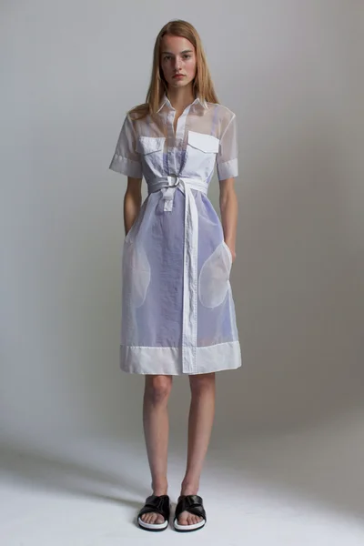 Look 16
